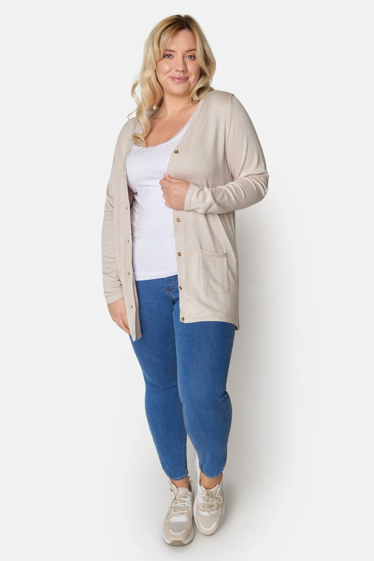 basic_cardigan__light_san_0.webp Basic Cardigan - Light Sand Melange