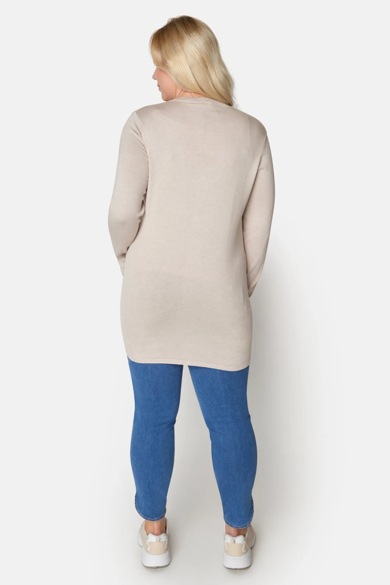 basic_cardigan__light_san_1.webp Basic Cardigan - Light Sand Melange