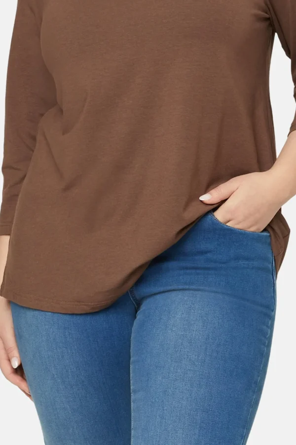 Basis T-shirt I A-facon Med 3/4 ærmer - Chocolate Martini
