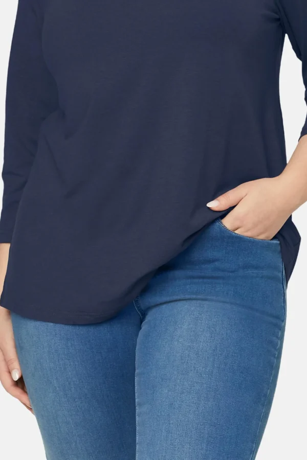 Basis T-shirt I A-facon Med 3/4 ærmer - Naval Blue