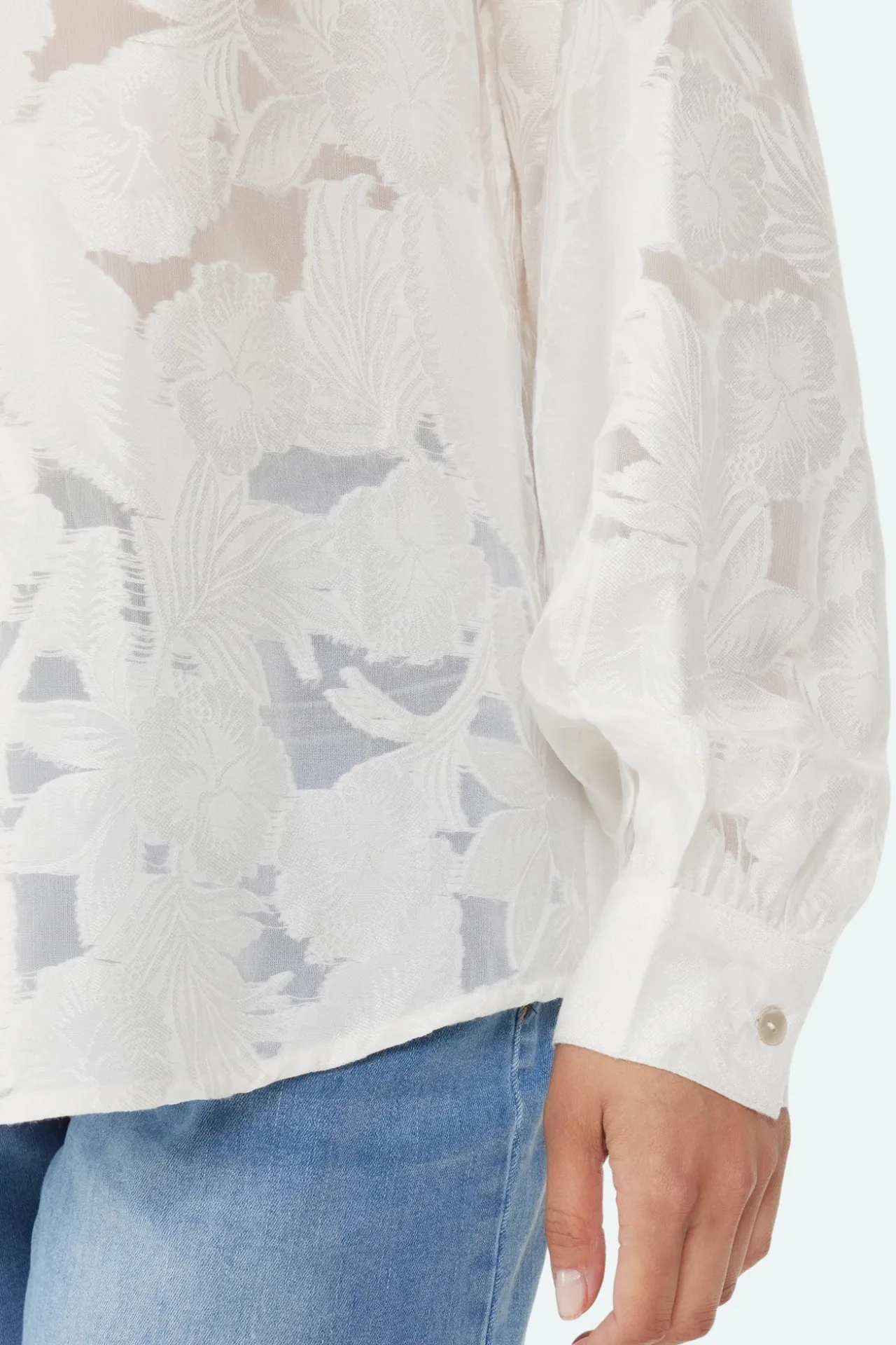 blouse__cloud_dancer_1.webp Blouse - Cloud Dancer