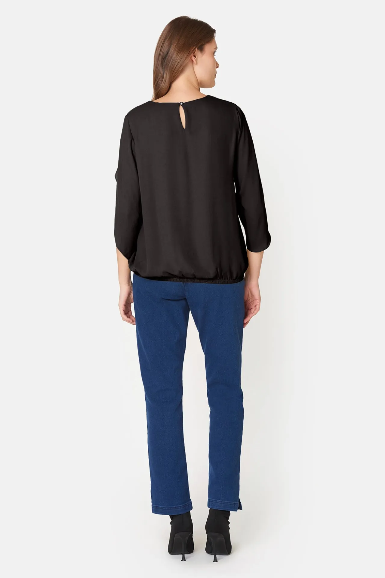 bluse__sort_1-1.webp Bluse - Sort