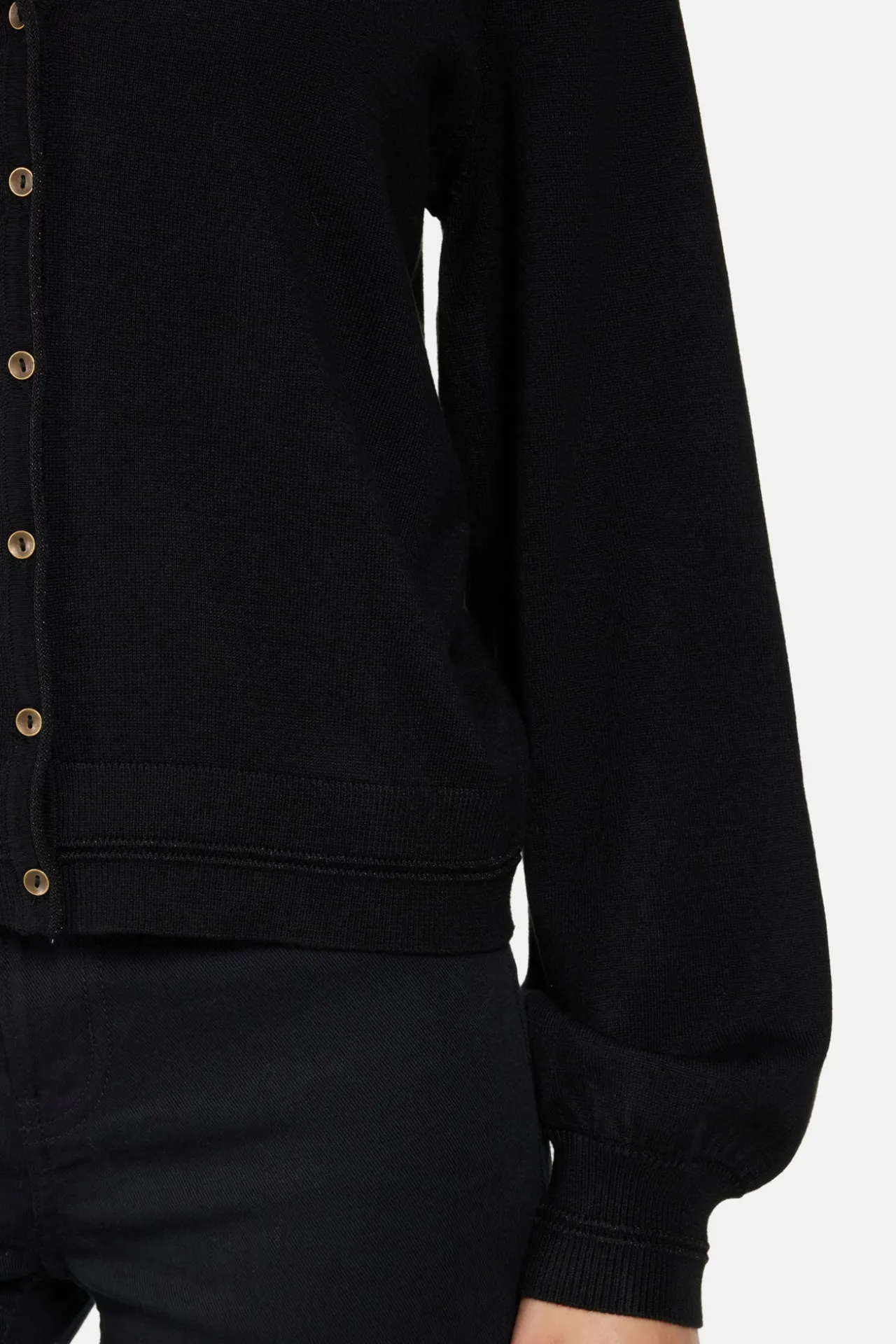 cardigan__black_2-3.webp Cardigan - Black