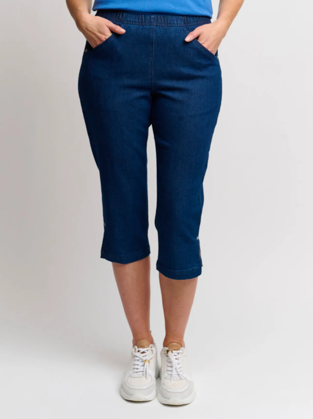 denim_capribuks__dark_blu_0.webp Denim Capribuks - Dark blue denim
