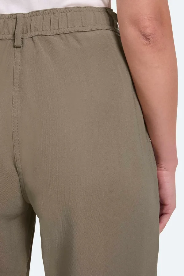 Pants - Light Khaki