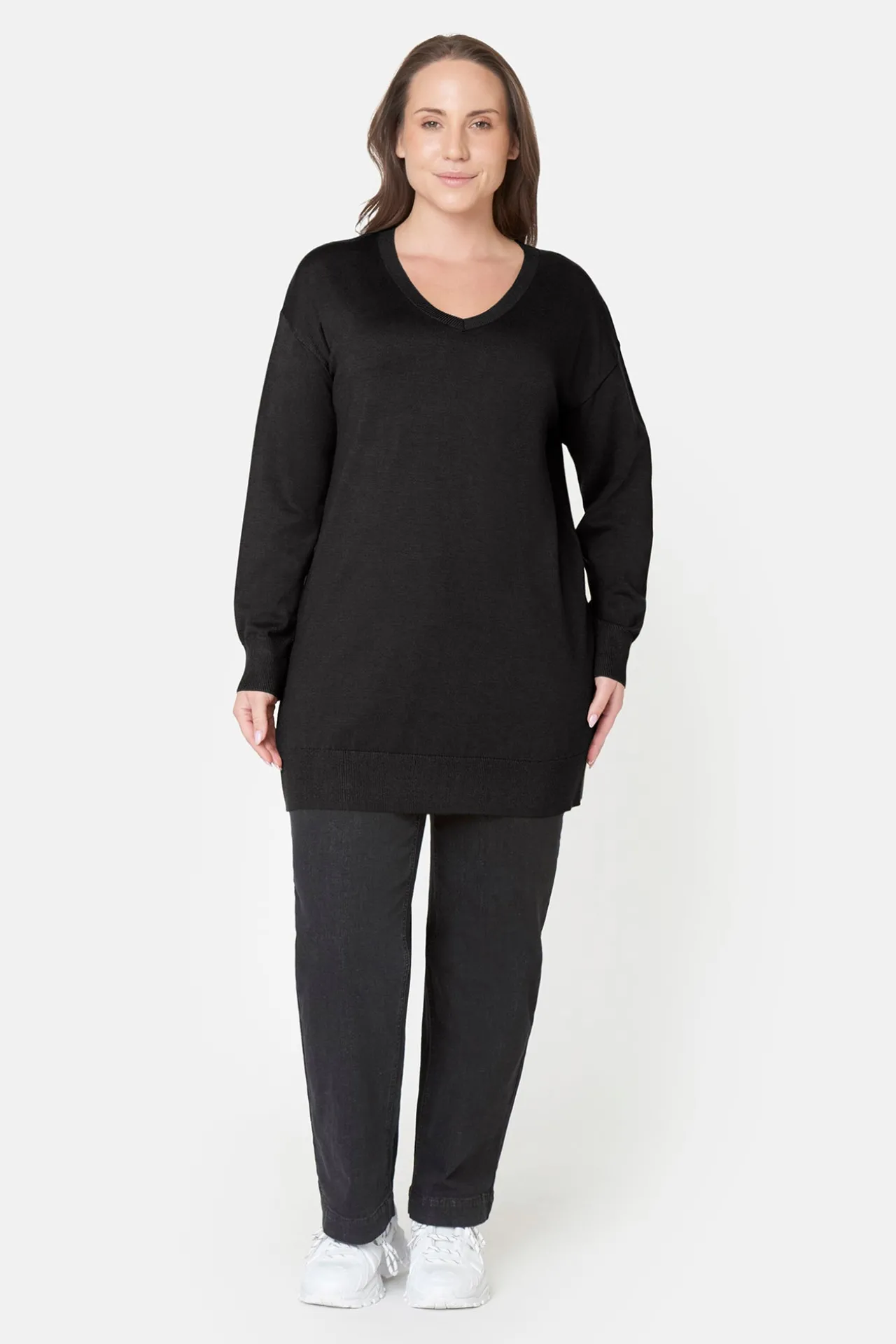 pullover__black_2-1.webp Pullover - Black