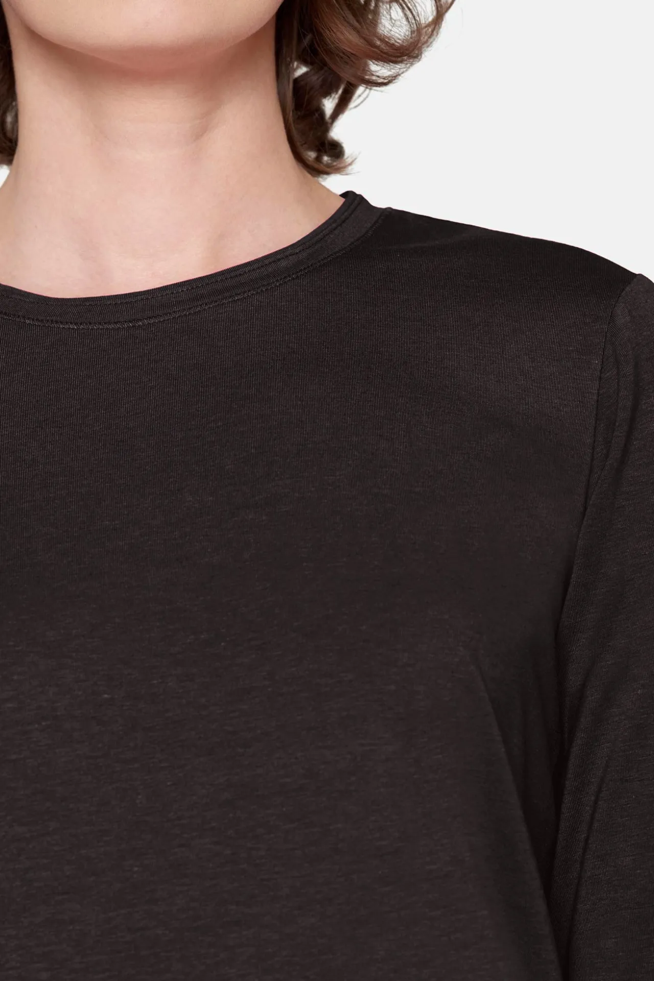 rmet_tshirt__sort_1.webp 3/4 ærmet T-shirt - Sort