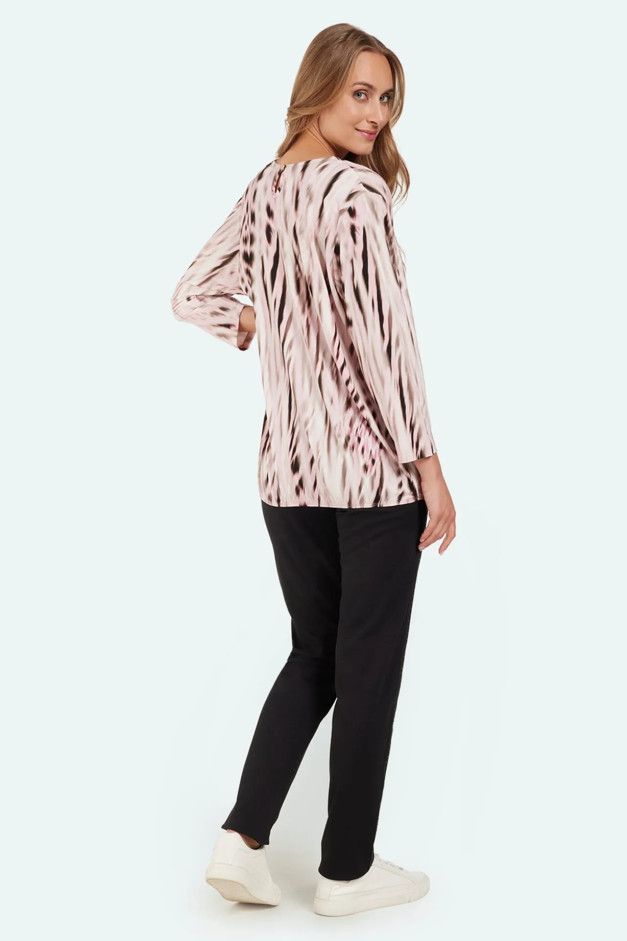 sleeve_tshirt__begonia_p_2.webp 3/4 Sleeve T-shirt - Begonia Pink
