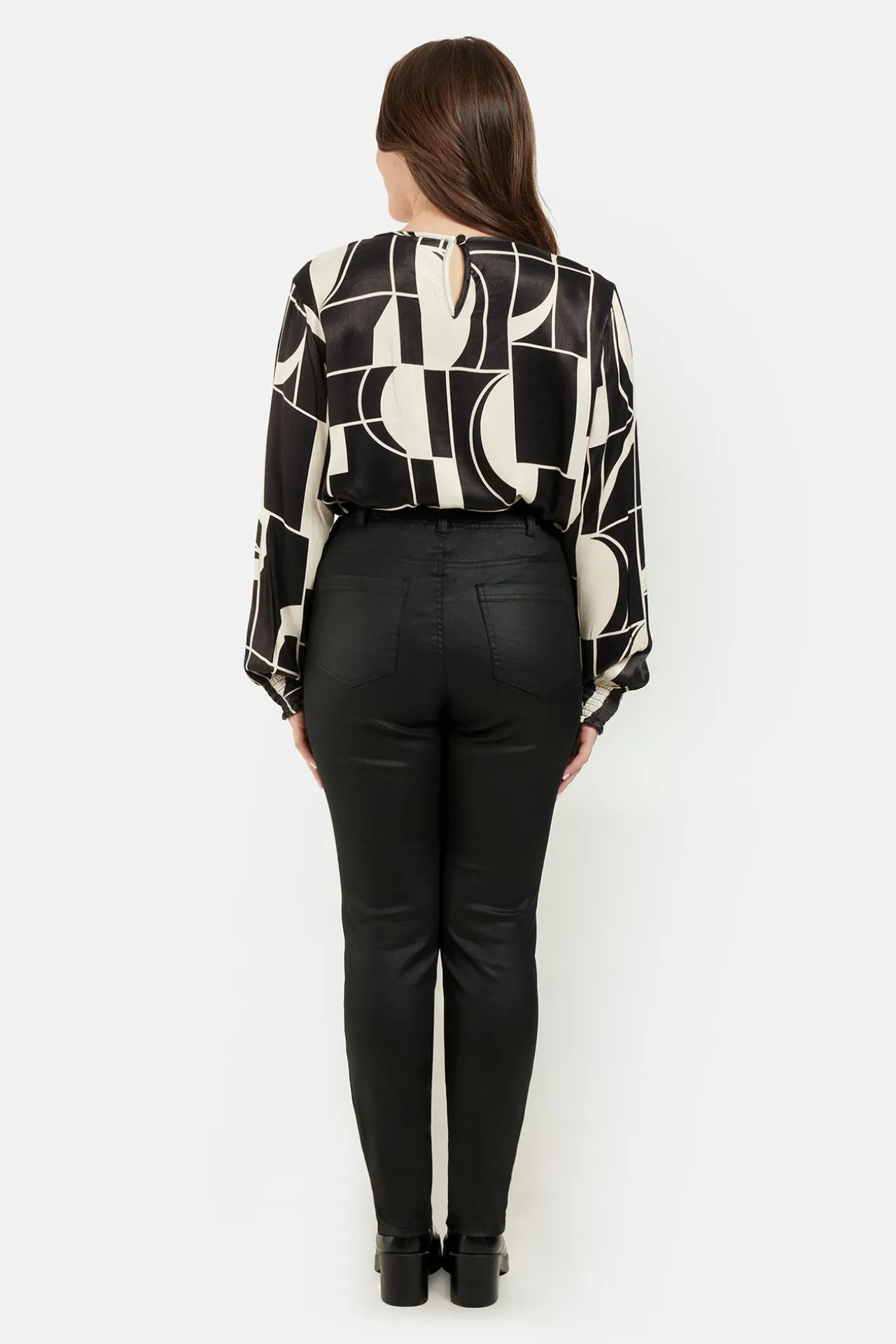 sofia__jeans__sort_2.webp Sofia 7/8 Jeans - Sort