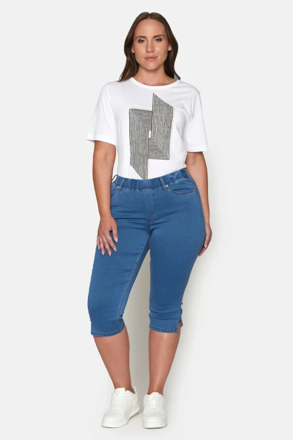 Sofia Capri Jeans - Medium Blue Denim