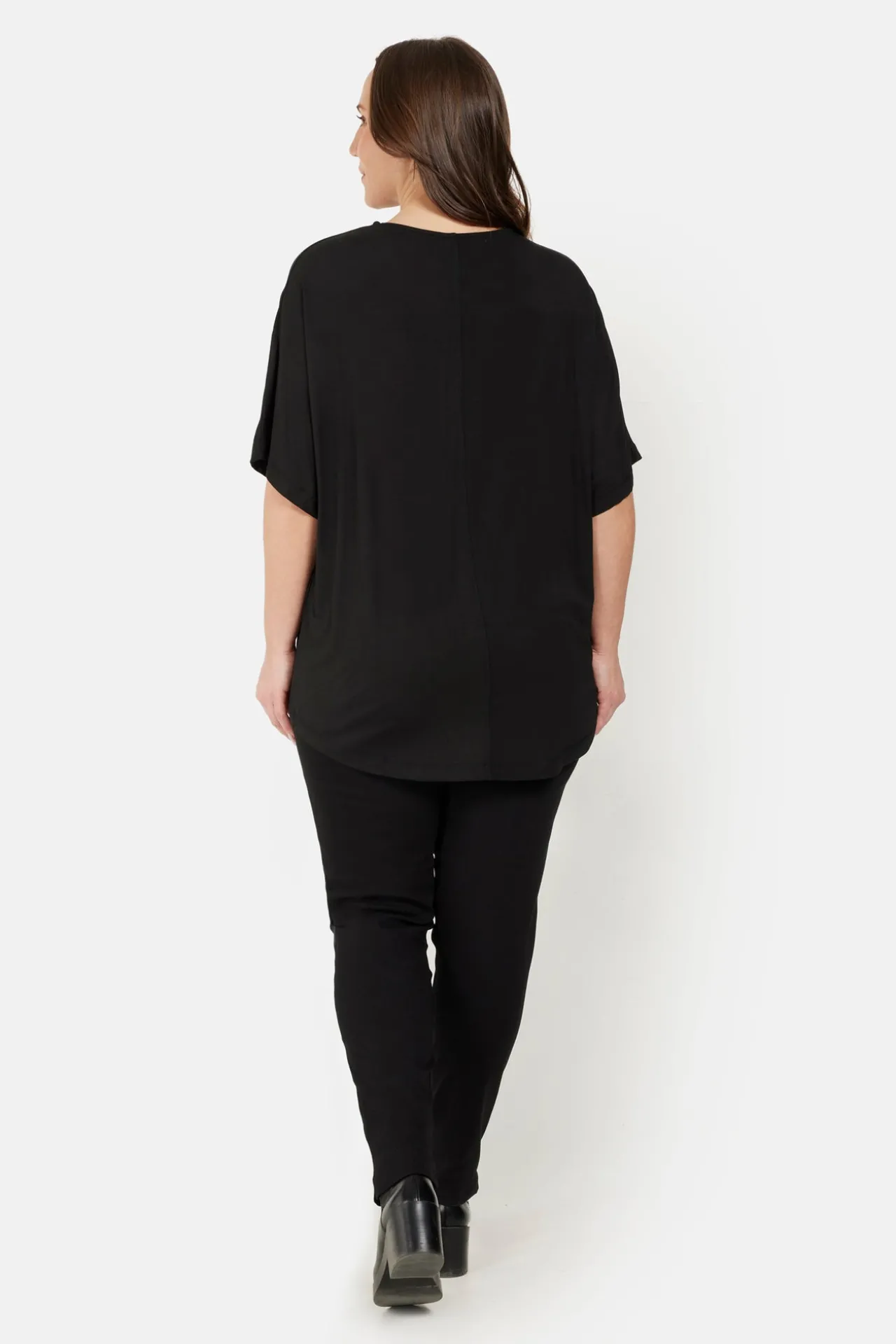 tshirt__sort_3-8.webp T-shirt - Sort
