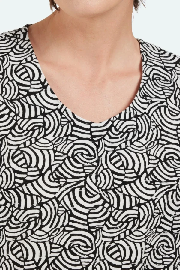 T-shirt - Sort - Rund hals