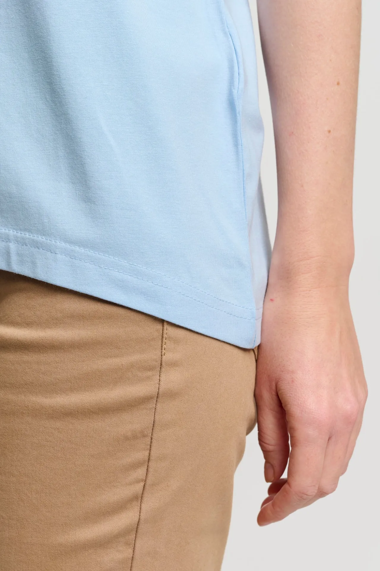 tshirt_med_korte_rmer__ch_3.webp T-shirt Med Korte ærmer - Chambray Blue