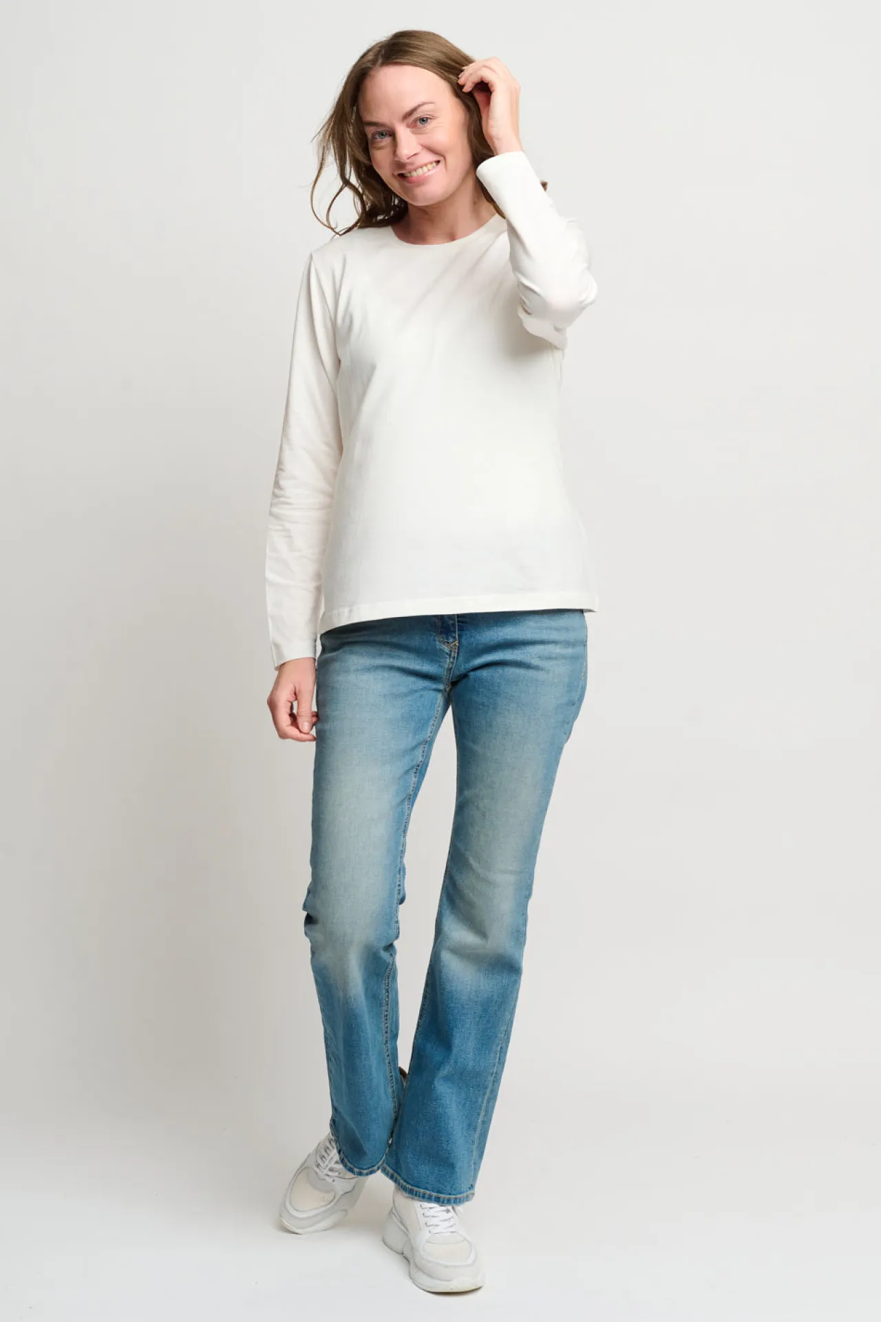 tshirt_med_rund_hals__off_0.webp T-shirt Med Rund Hals - Off White