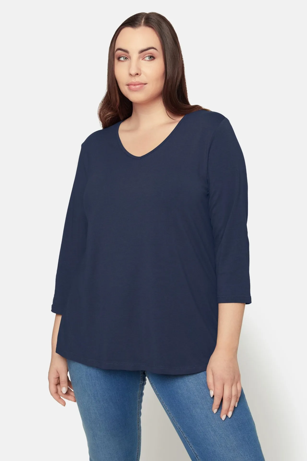 basis_tshirt_i_afacon_med_0-9.webp Basis T-shirt I A-facon Med 3/4 ærmer - Naval Blue