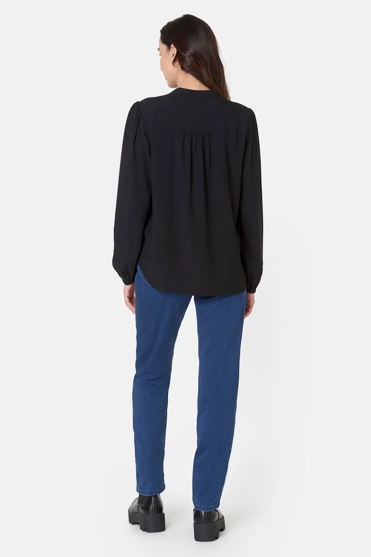 bluse__sort_3.webp Bluse - Sort