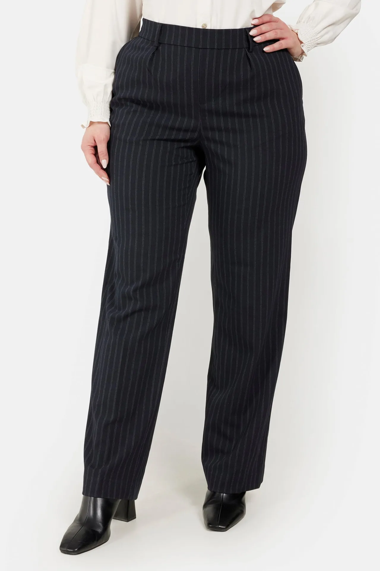 bukser__sort_pinstripe_0-1.webp Bukser - Sort Pinstripe