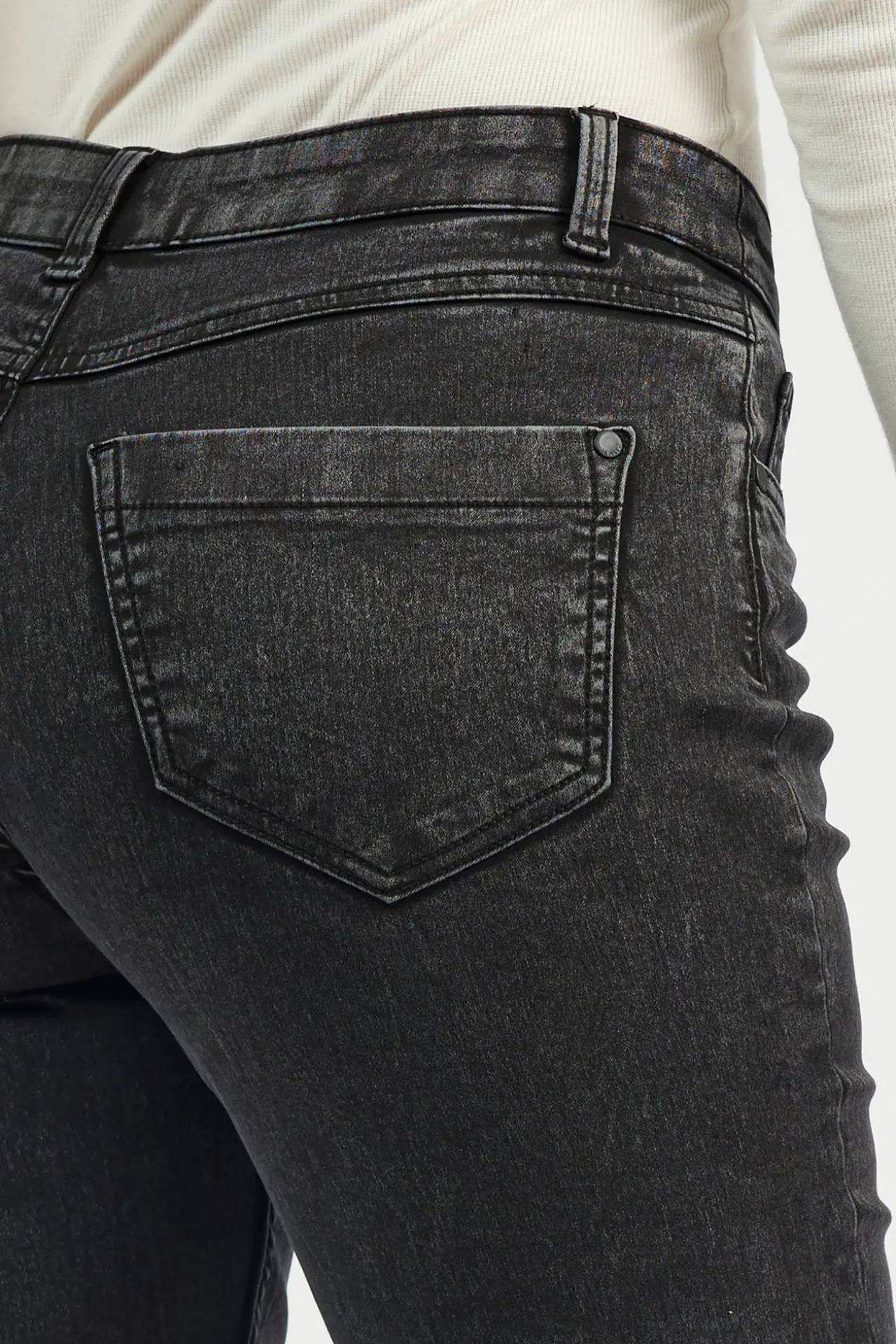 jeans_jane___lommet_model_3-2.webp Jeans Jane - 5 lommet model - Mørk grå denim