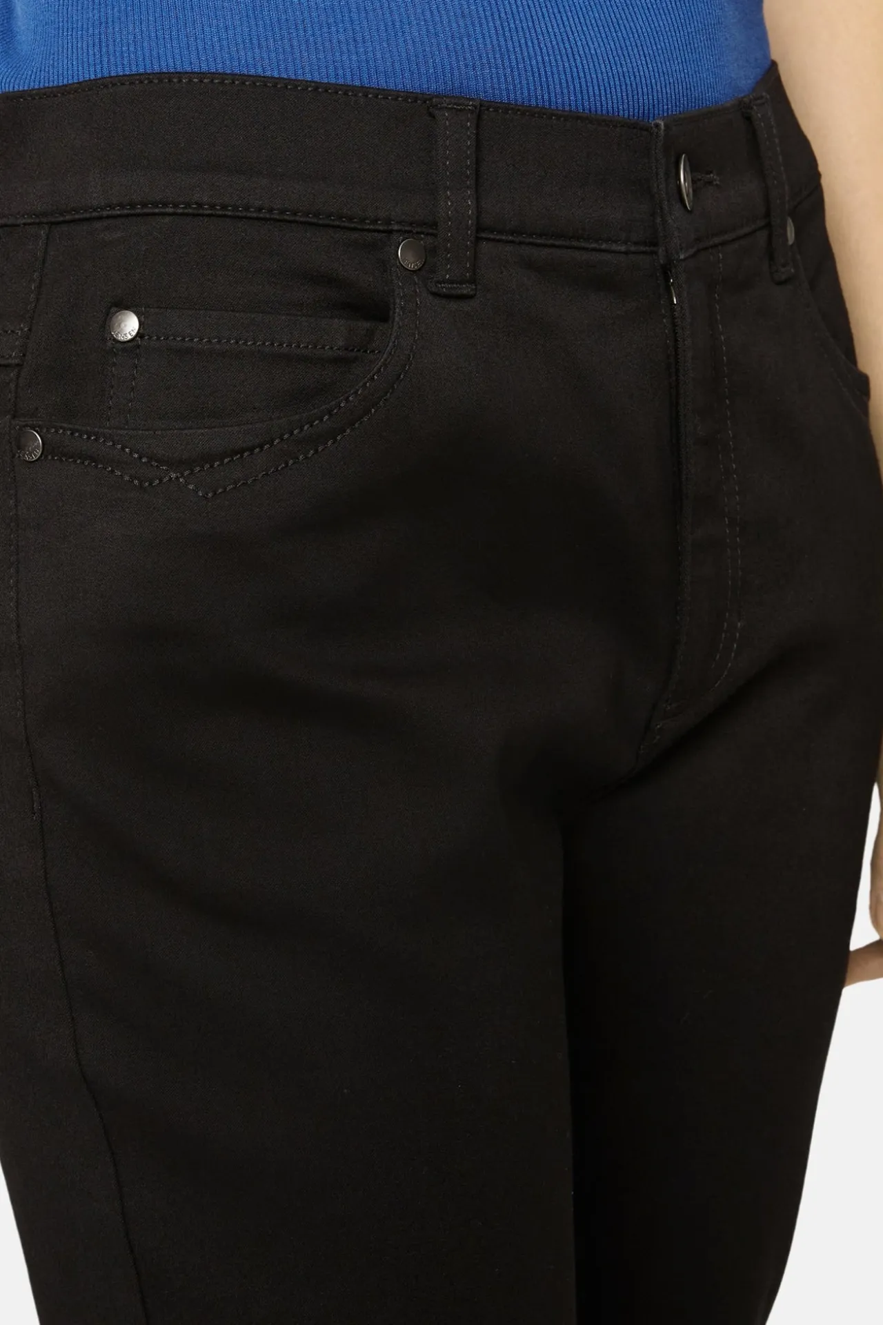 jeans_joyce__black_tone_i_1.webp Jeans Joyce - Black tone in tone