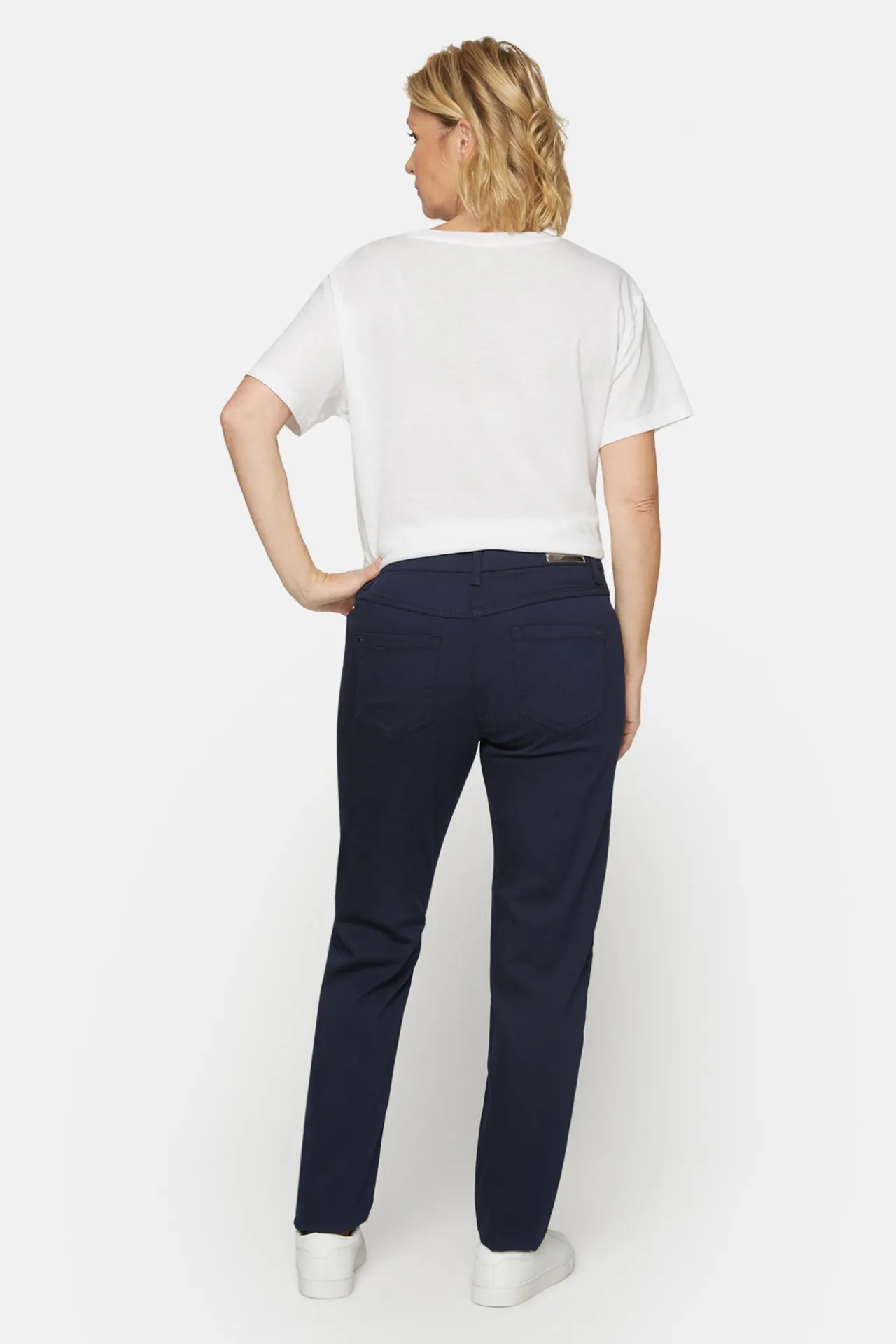 jeans_madelaine__straight_3-2.webp Jeans Madelaine - Straight fit - Navy blå
