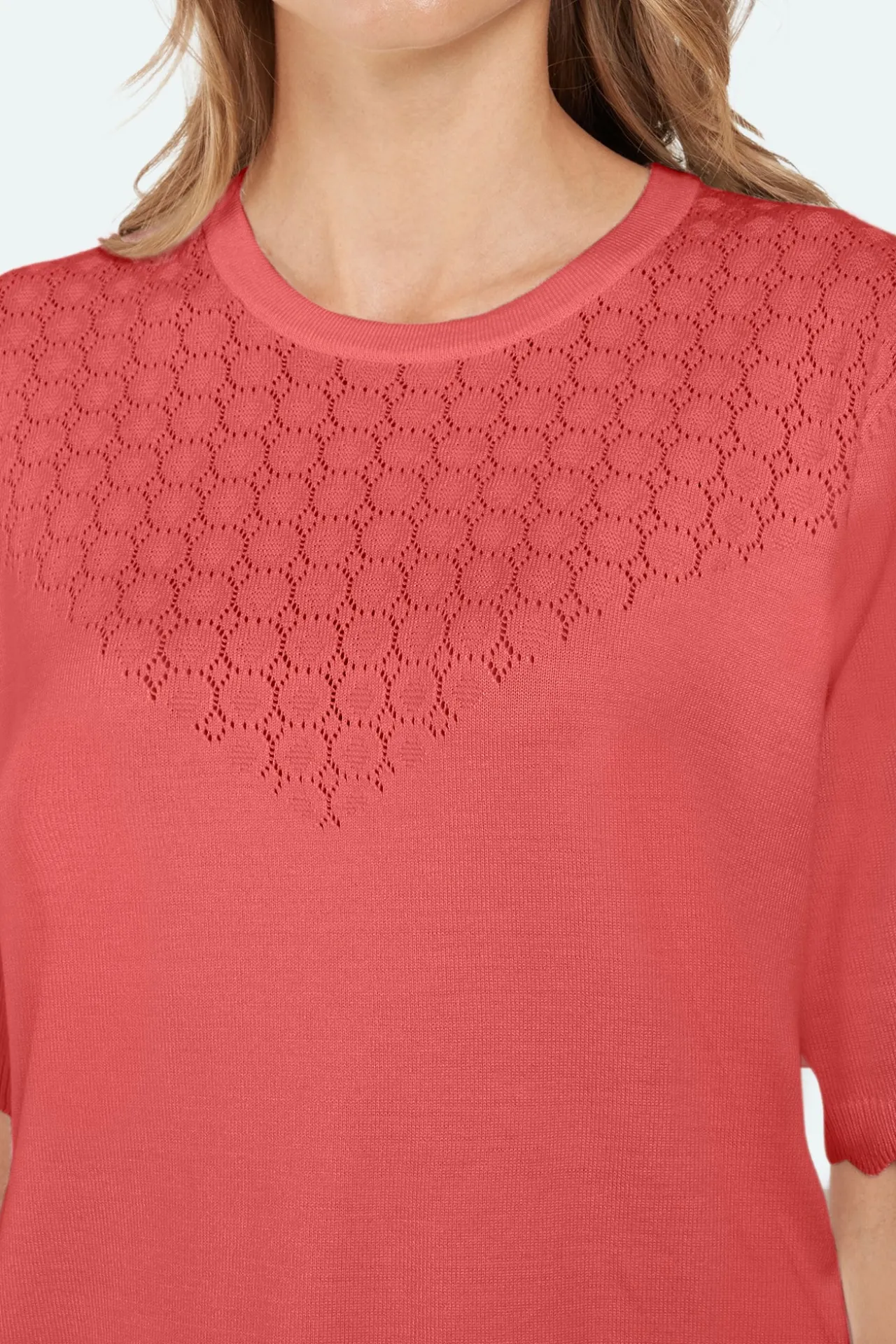 pullover__melon_3-4.webp Pullover - Melon