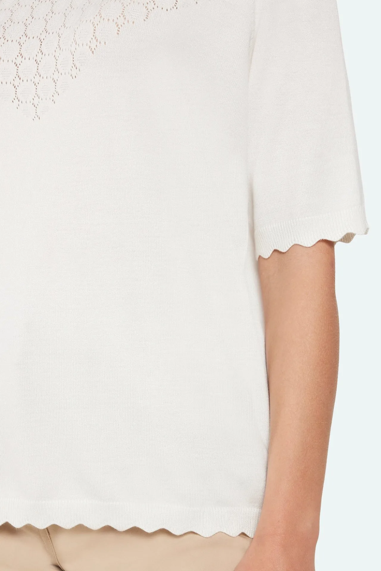 pullover__off_white_1-6.webp Pullover - Off White