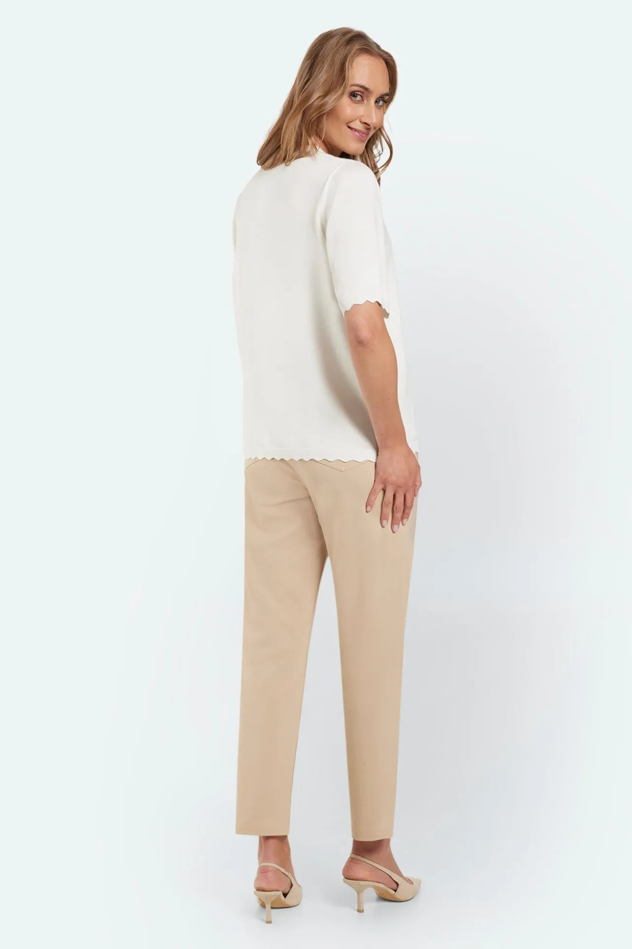 pullover__off_white_2-6.webp Pullover - Off White