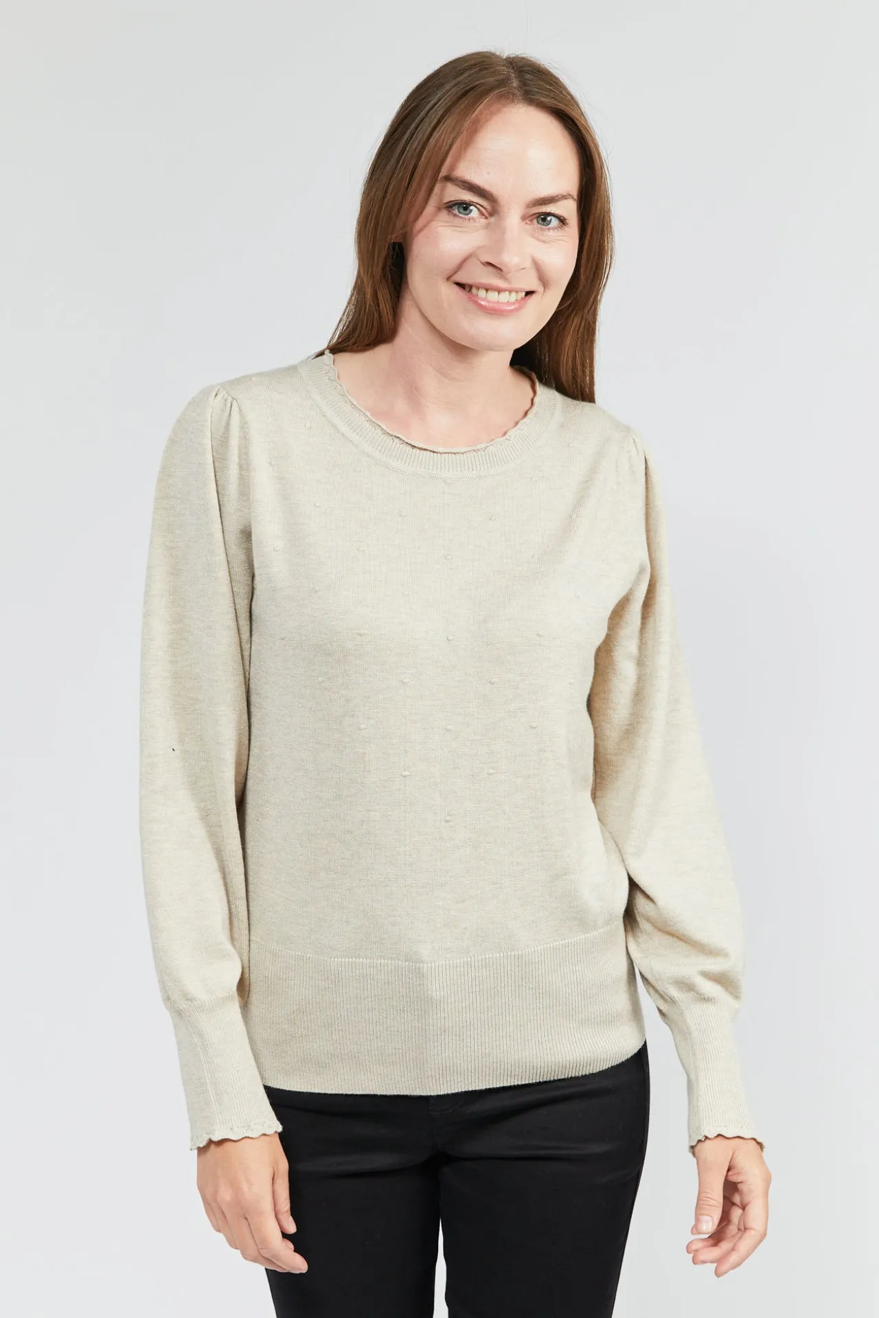pullover_med_pufrmer__rai_0.webp Pullover Med Pufærmer - Rainy Day Melange