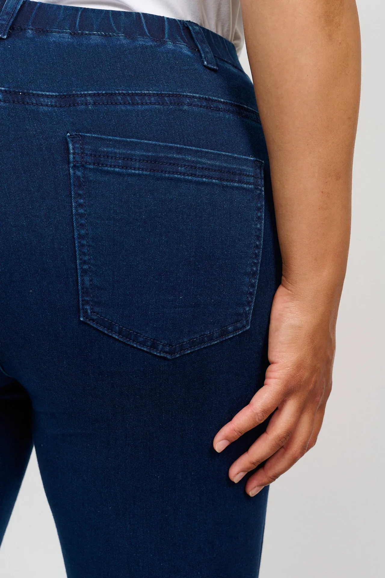stretch_denim_bukser_med_1-1.webp 7/8 Stretch Denim Bukser Med Elastisk Linning - Denim Blue