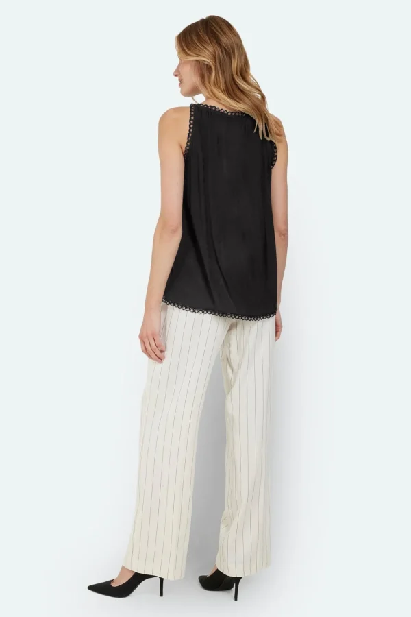 Top - Sort - Blondedetaljer
